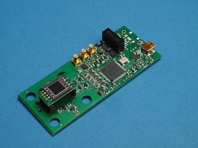 USB 2D PSD Sensor readout with Hamamatsu S5991
